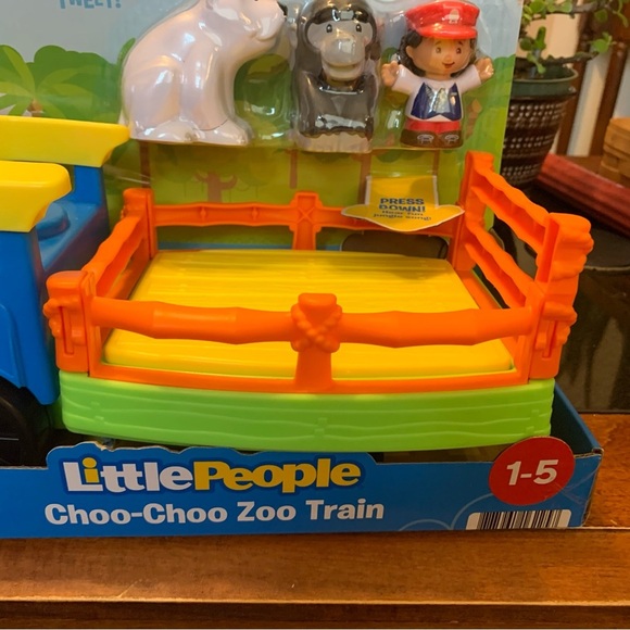 Fisher-Price Little People Choo-Choo Zoo Train - Blue, Green, Orange - Picture 4 of 7